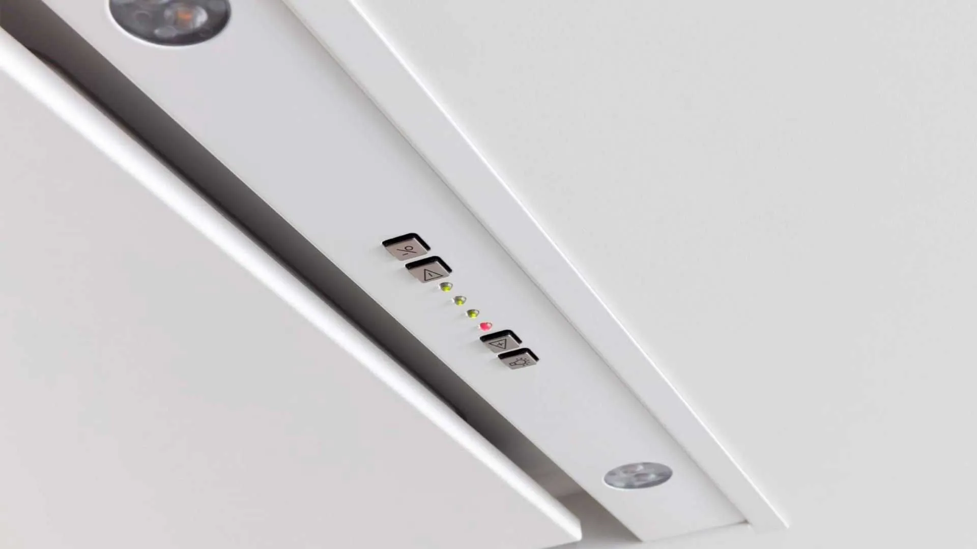 Novy ceiling-mounted air purifier Pureline Compact 6821