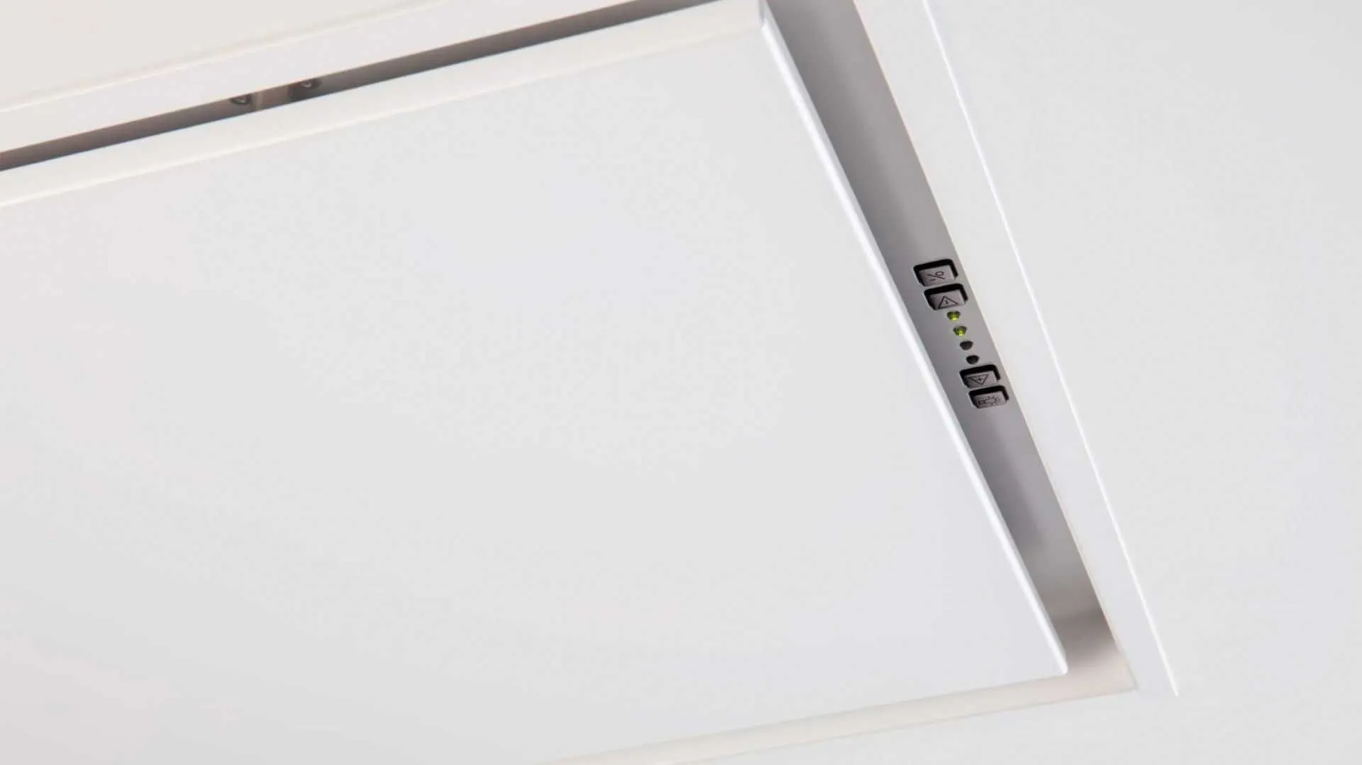 Novy ceiling-mounted air purifier Pureline 6849