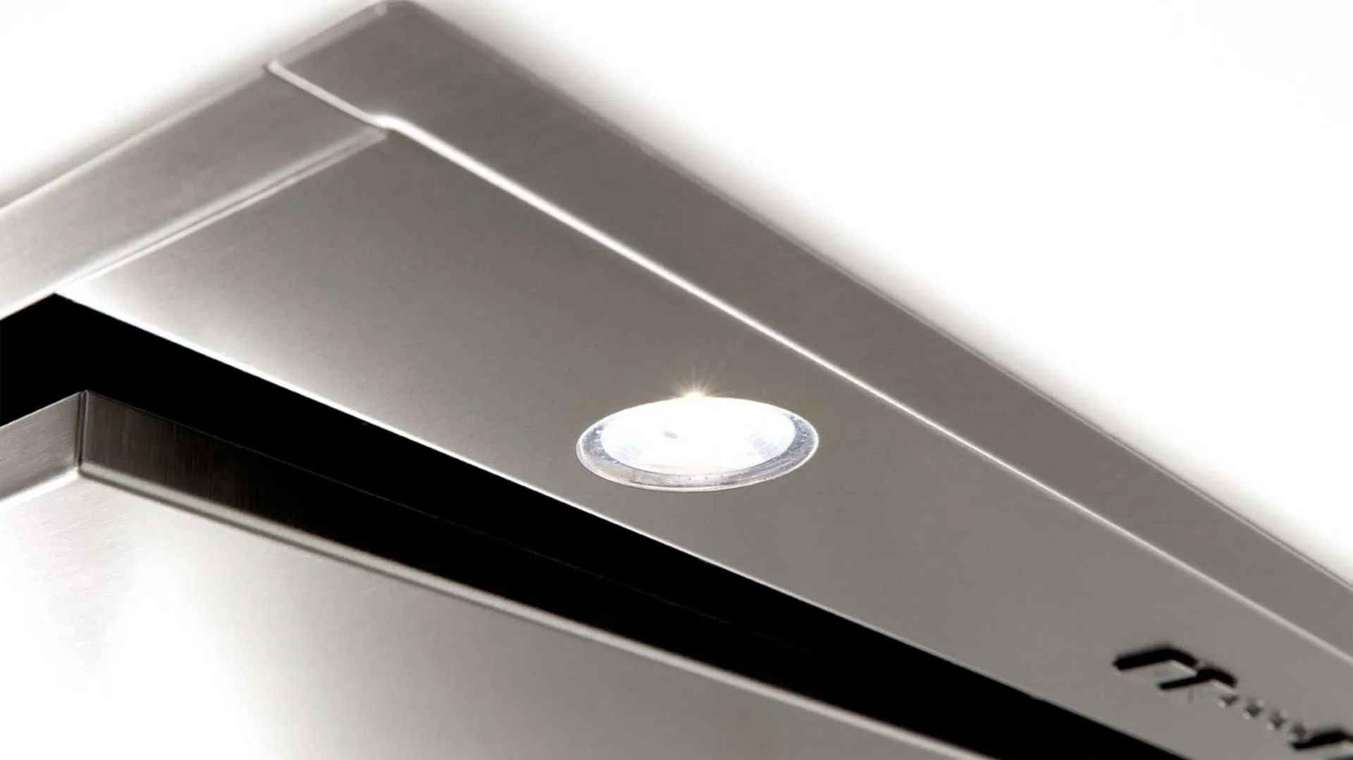 Novy ceiling-mounted air purifier Pureline Compact 6820