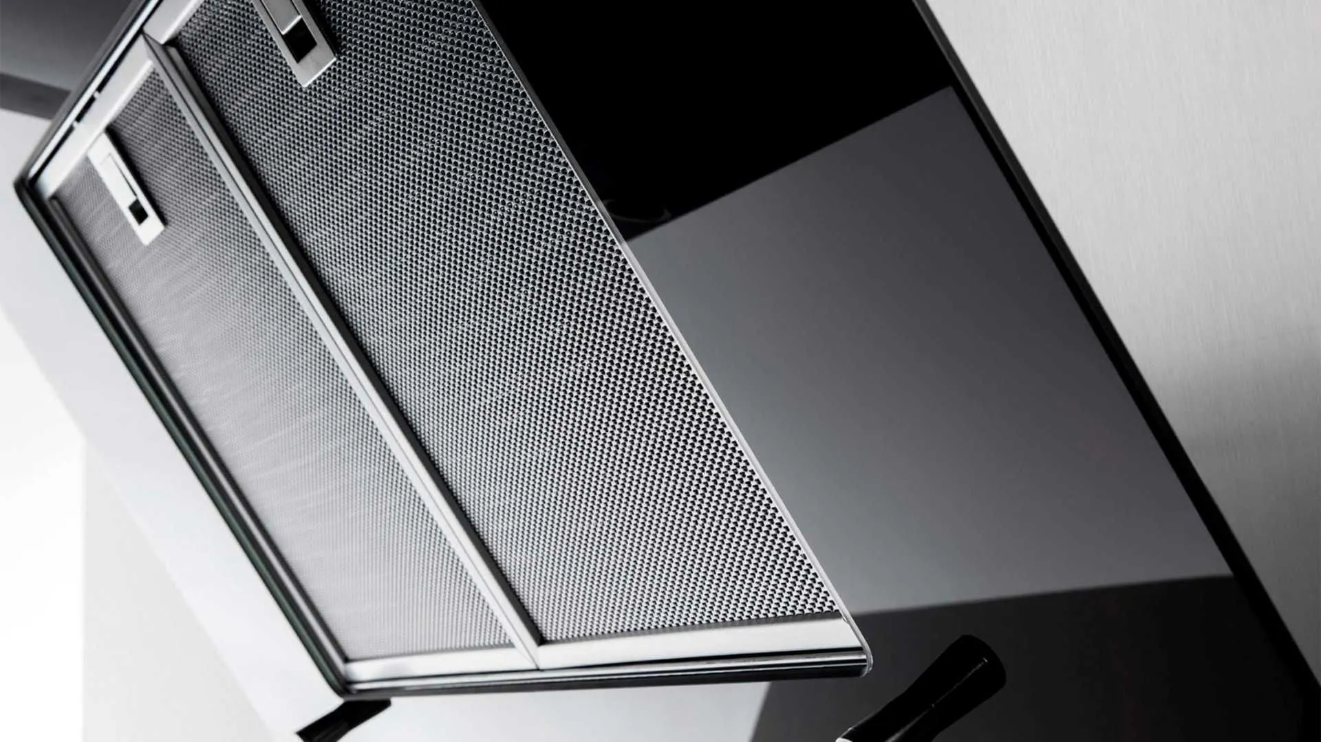 Novy wall-mounted air purifier Vision 7853